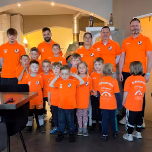 Trikotübergabe Sponsor La Fermata Neunkirchen
